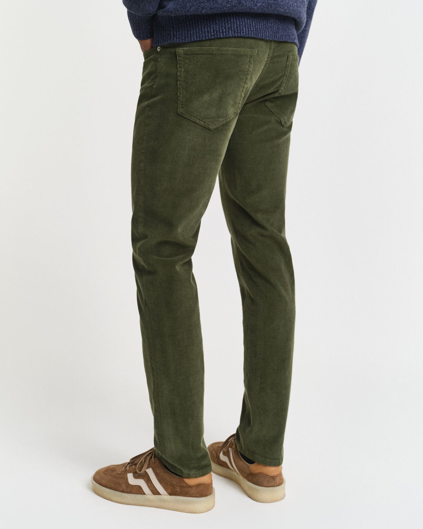 Schmal geschnittene Cordjeans