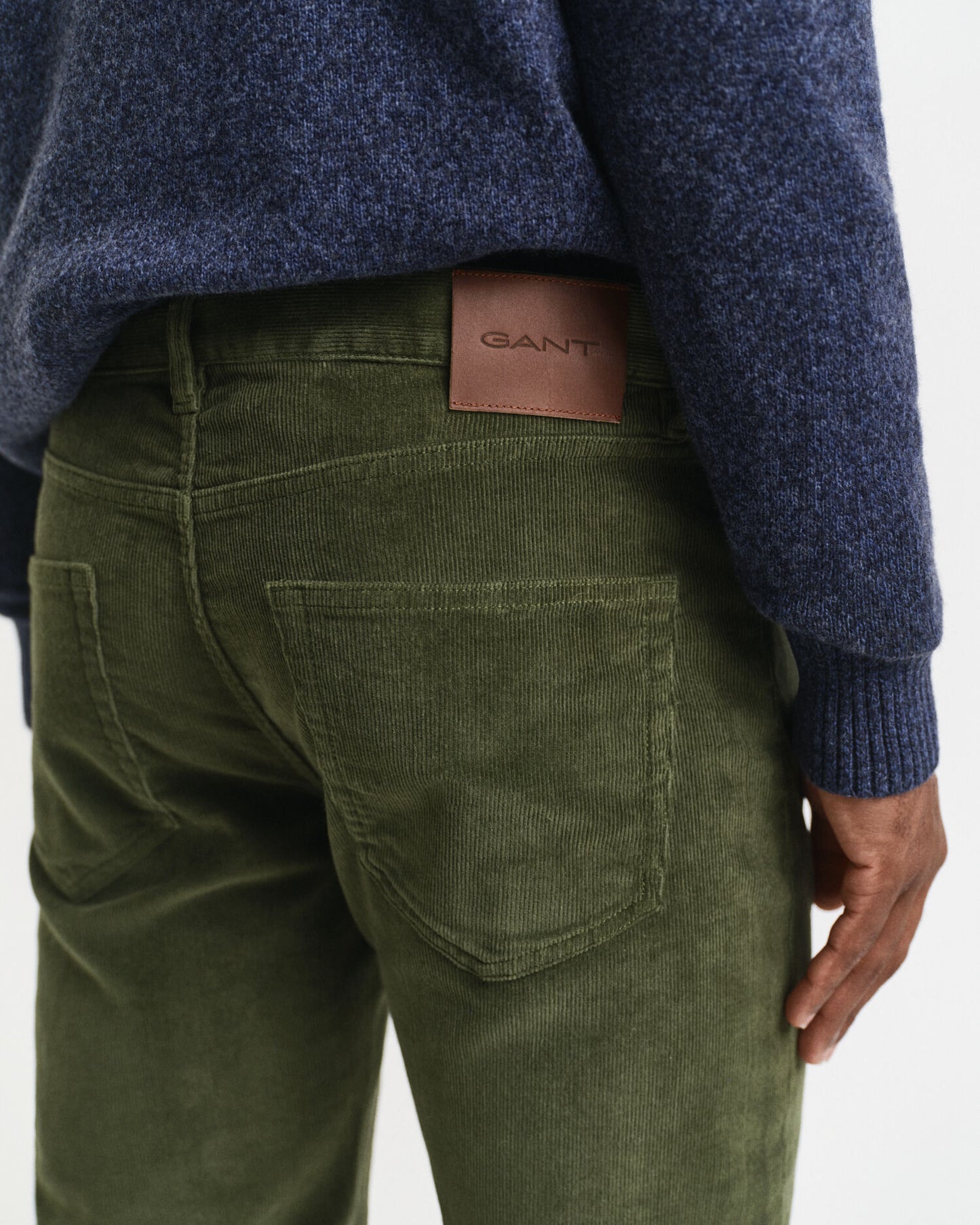 Schmal geschnittene Cordjeans