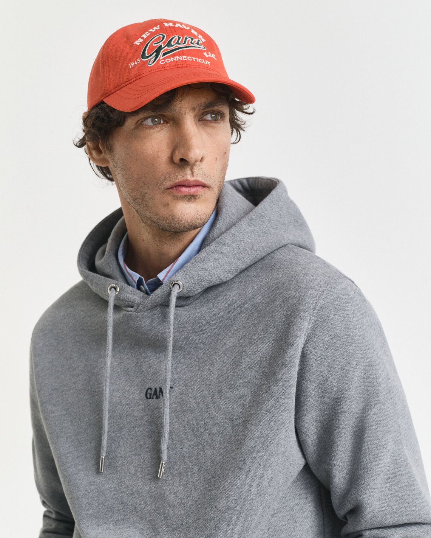 Kleiner Grafik-Kapuzenpullover