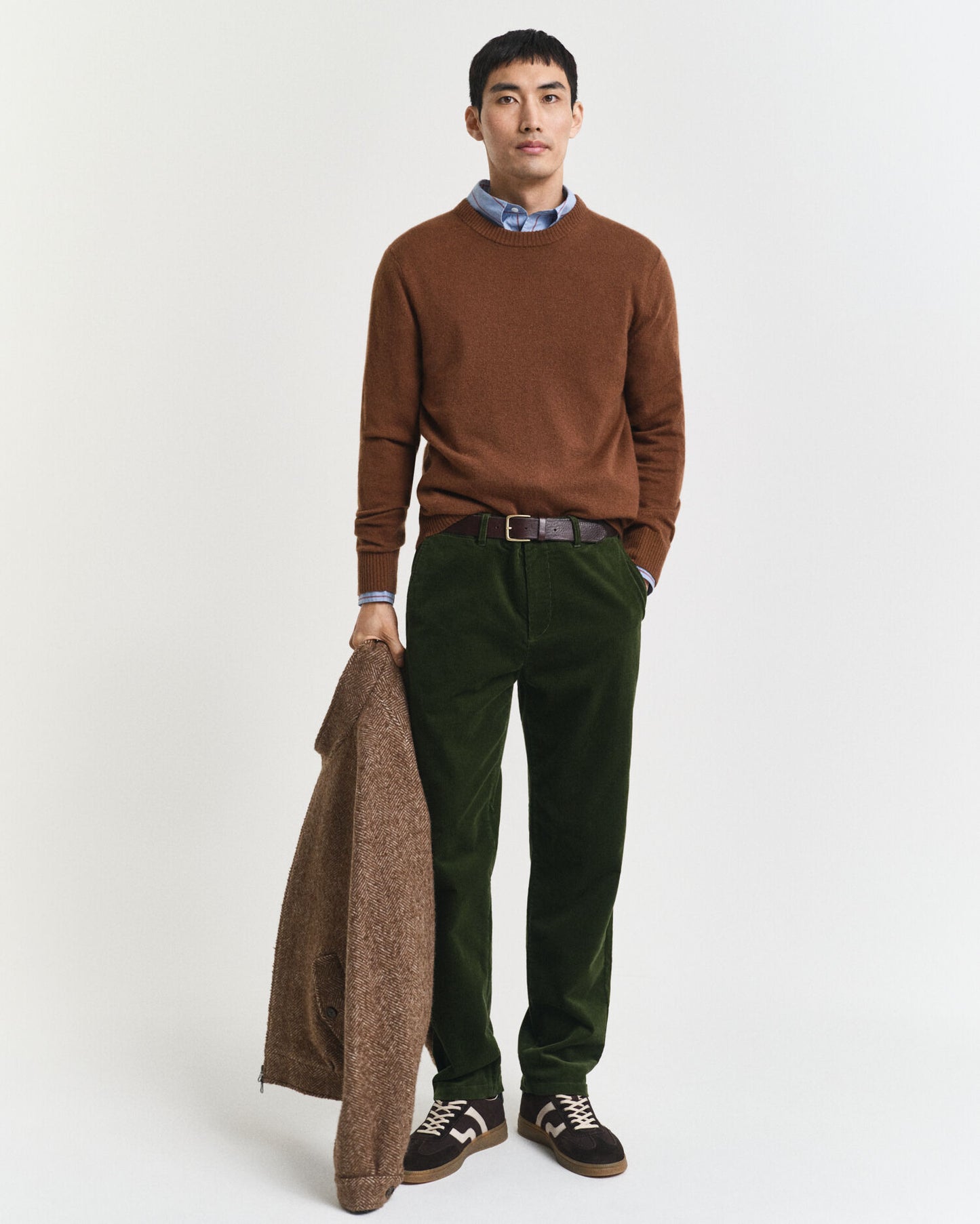 Chino en velours côtelé coupe droite