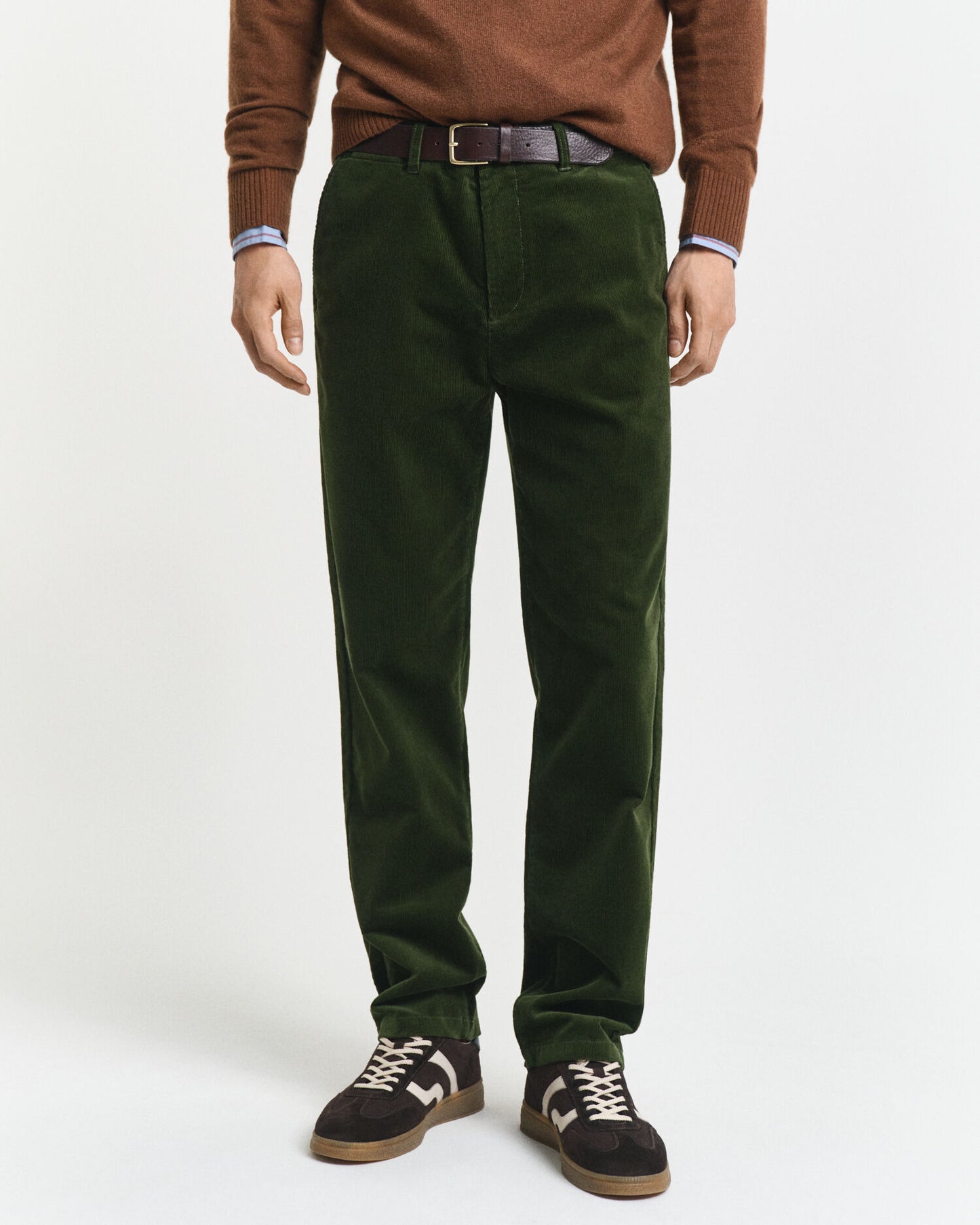 Chino en velours côtelé coupe droite